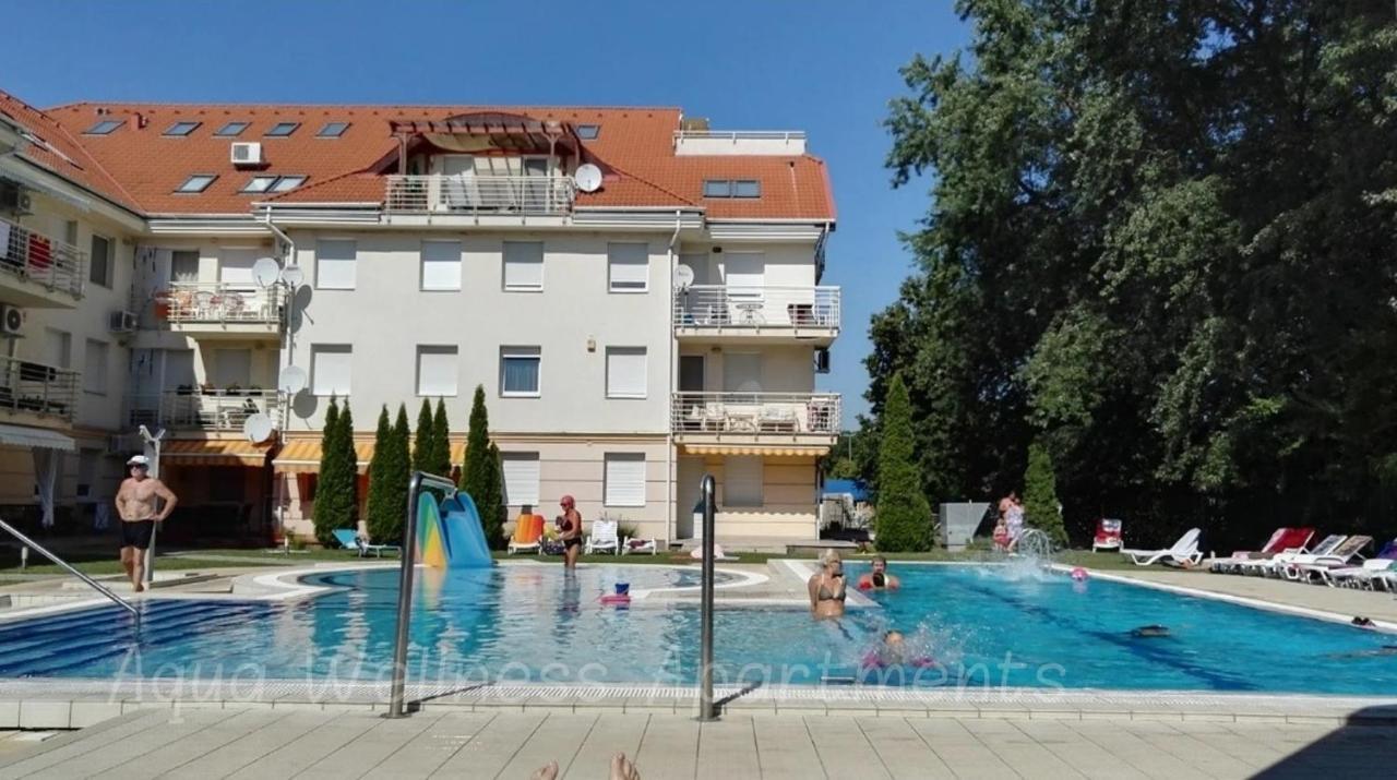 Aqua Wellness Apartments Hajduszoboszlo Exterior photo